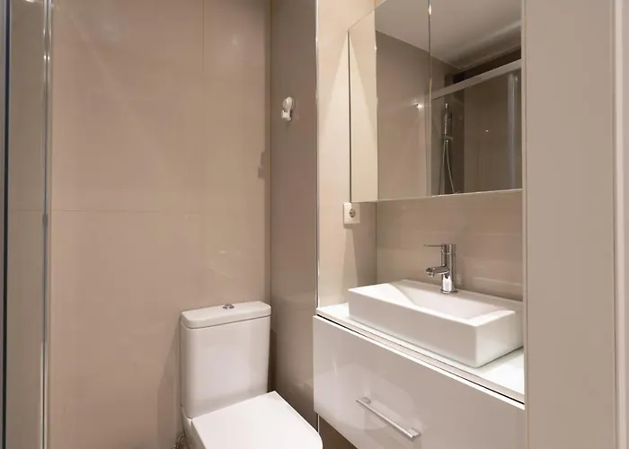 Carolina Roomy & Modern 公寓 *